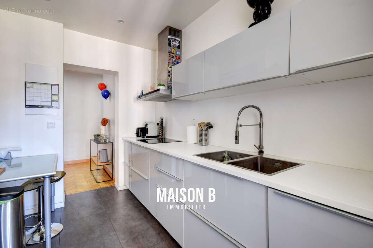 Appartement à MARSEILLE-8E