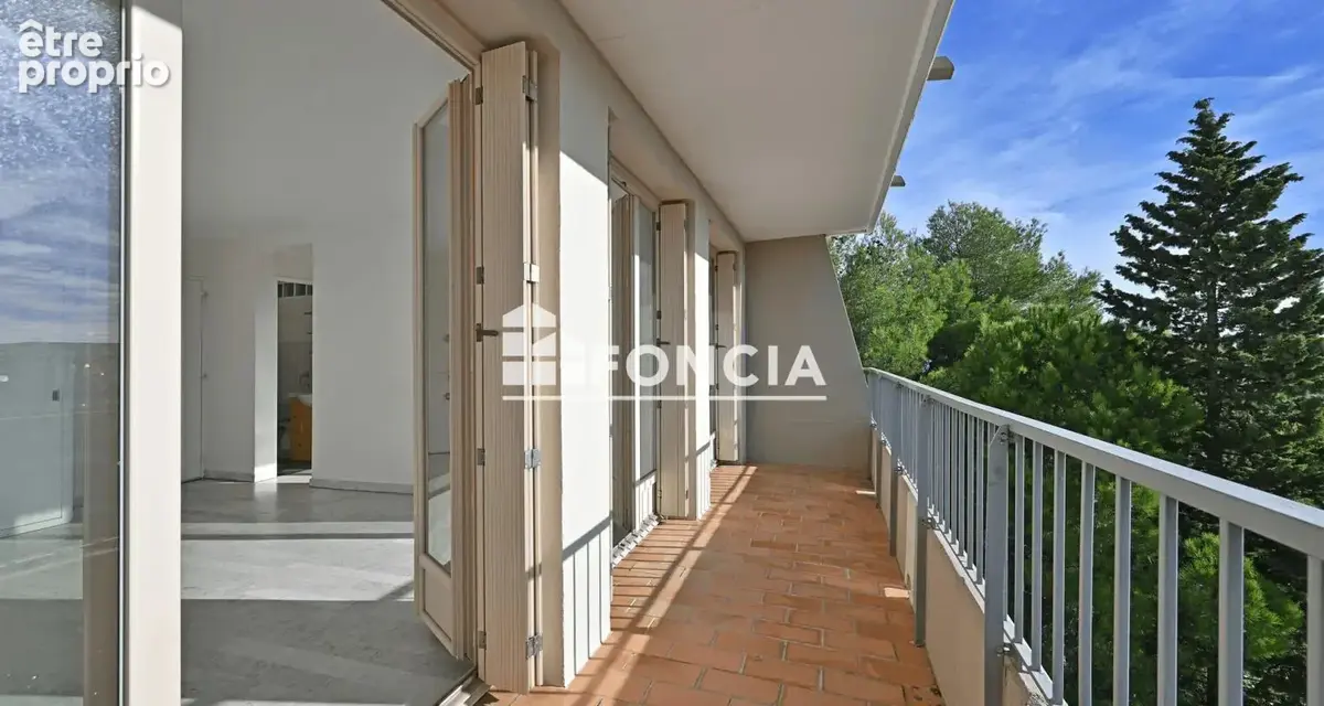 Appartement  terrasse parking  cave - photo 1
