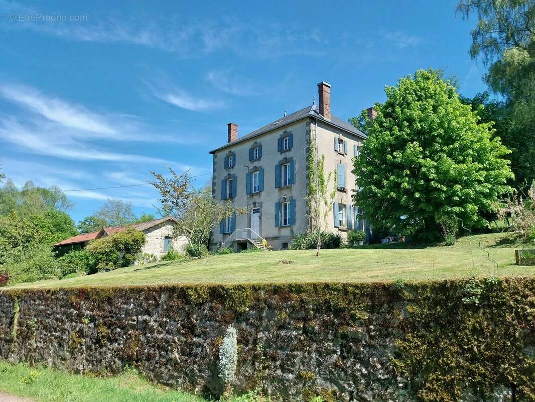 Maison à BRIGUEUIL
