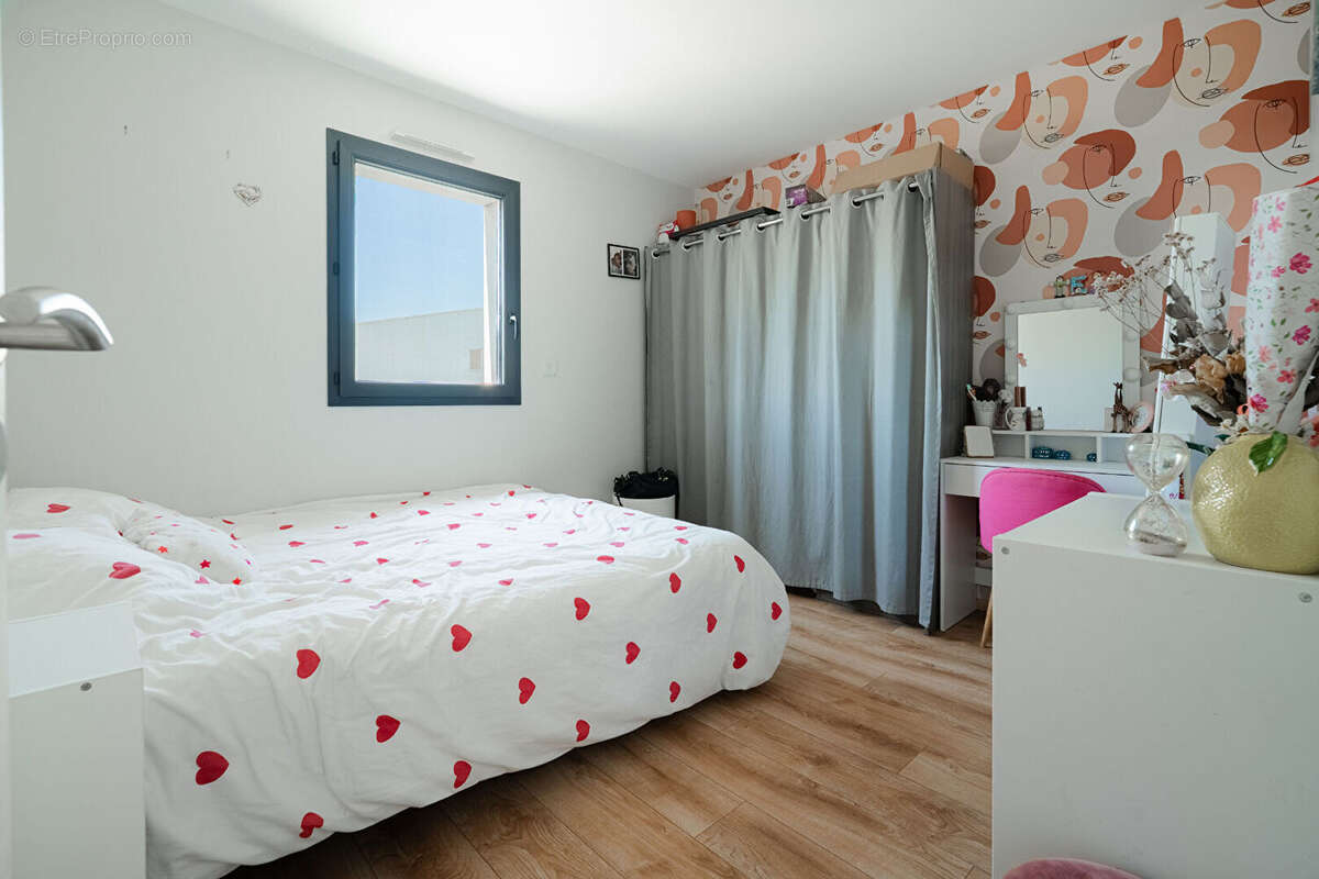 Maison Contemporaine (2017) - 114 m² - 4 Ch - Garage & Jardin - photo 10