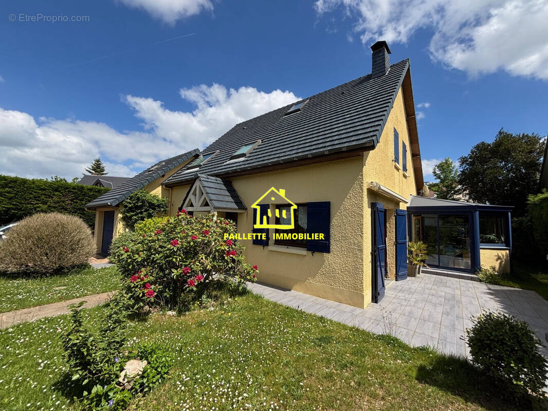 Maison 7 pièces 140 m² · à Sainte-Adresse · 140 m² · 439 000 €