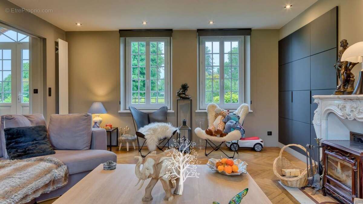Maison 300 m² à Lammerville  - photo 1109