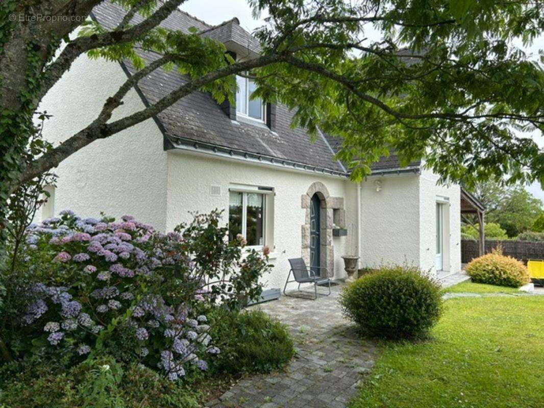 Elegante maison renovee vie de plain-pied  126 m²  4 chambres  terrain clos de 600 m²   brech (56) - photo 2