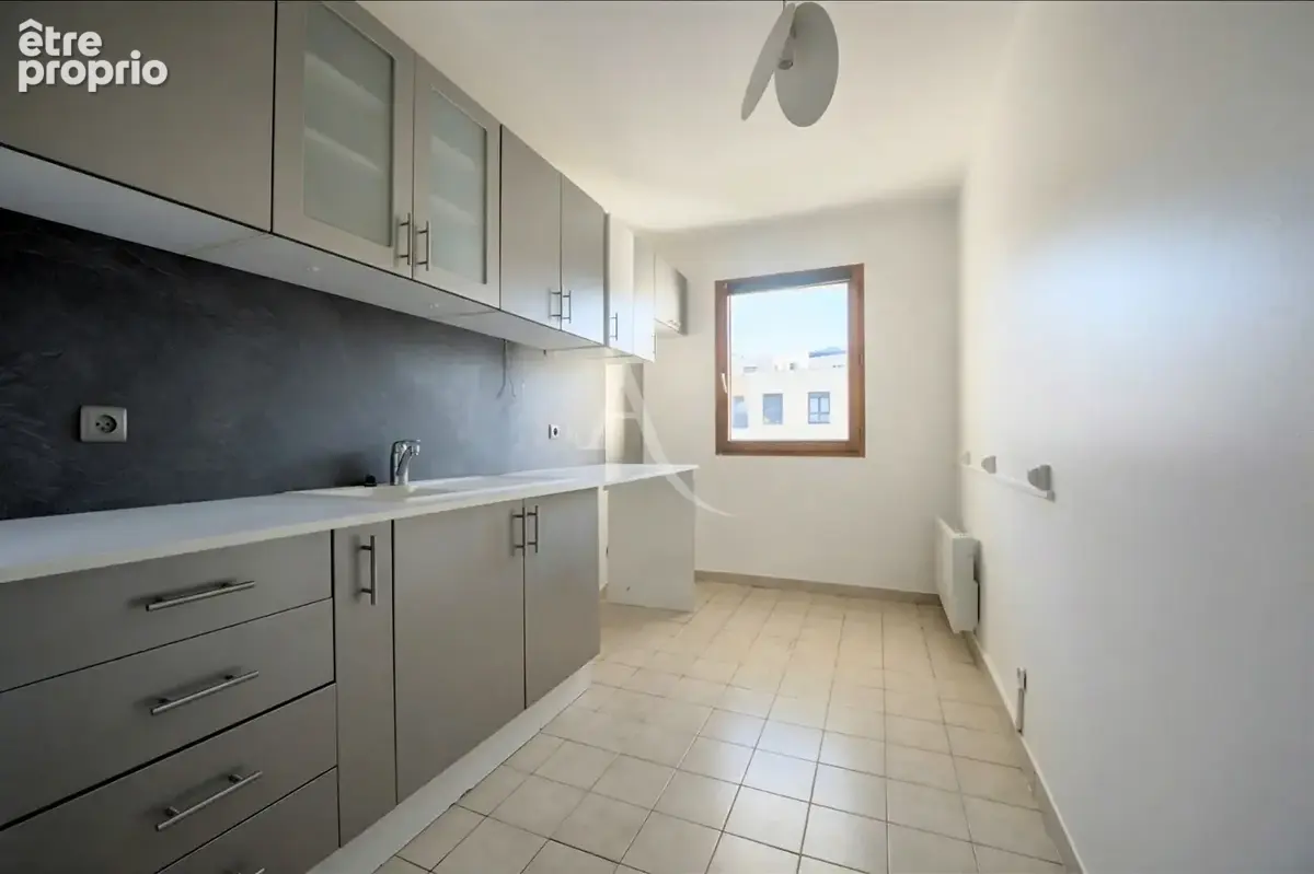 Appartement Nogent Sur Marne 57 m² avec Balcon & Parking - photo 4