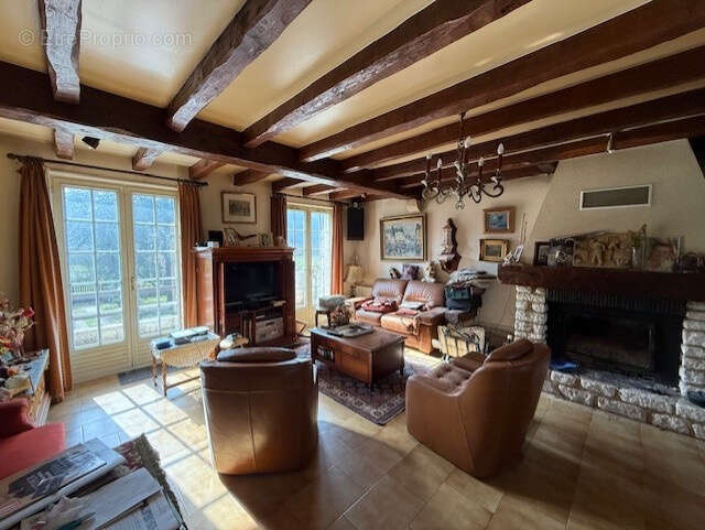 Maison à BENNECOURT