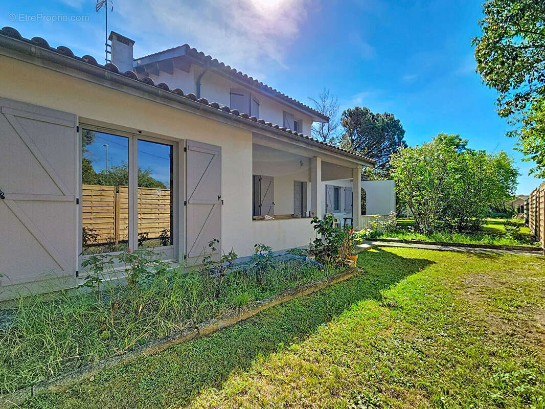 Maison à MERIGNAC