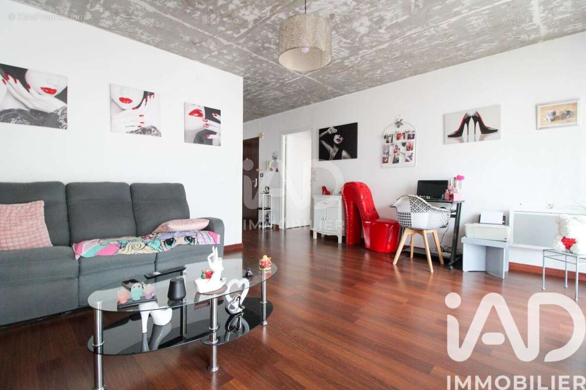 Appartement 67 m² à Saint-Affrique  - photo 9