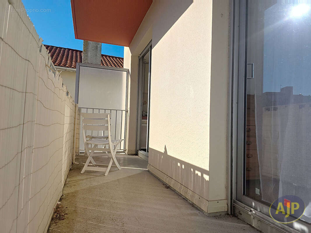 Arcachon Aiguillon T2 traversant 49m² - photo 9