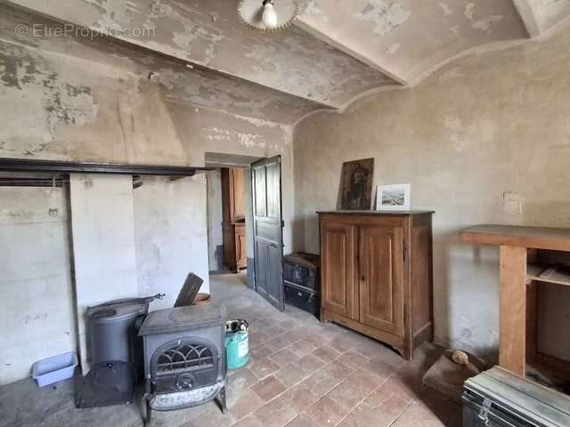 Maison à RUOMS