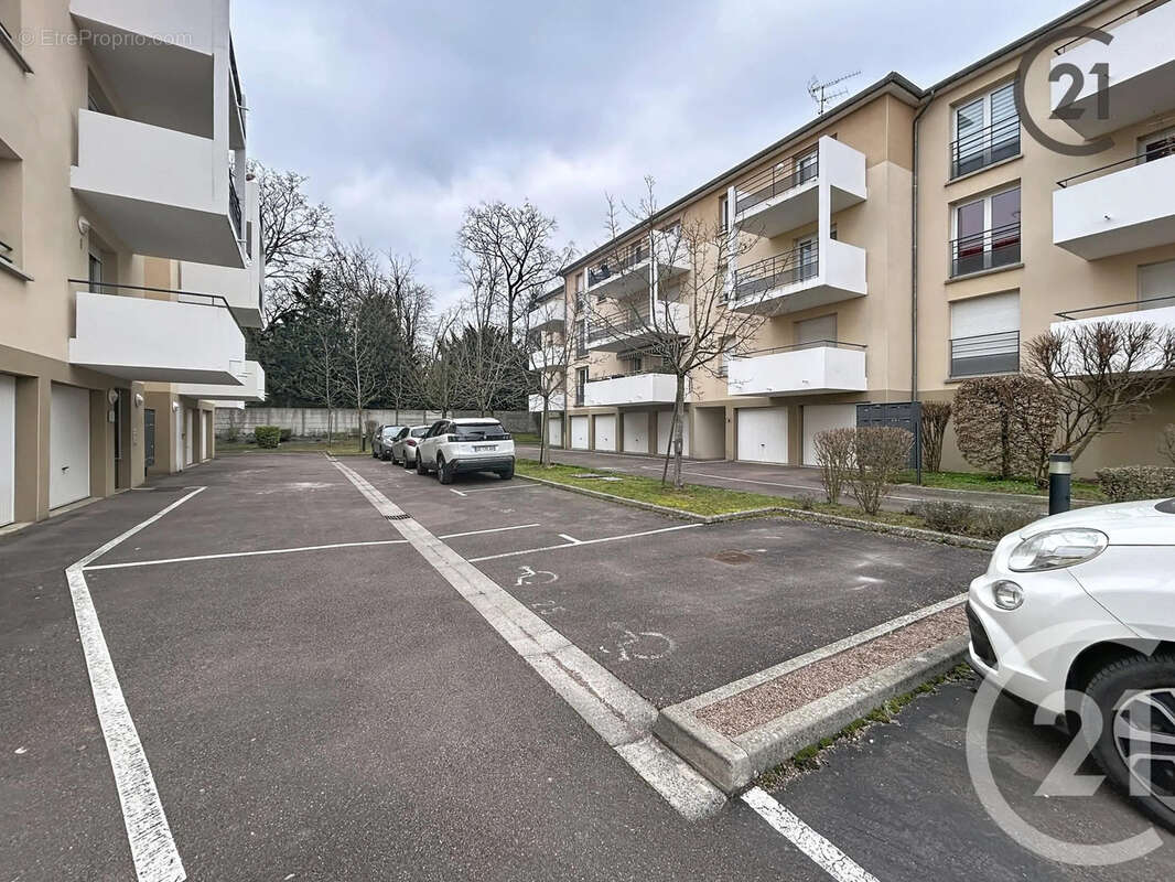 Appartement à SAINTE-SAVINE