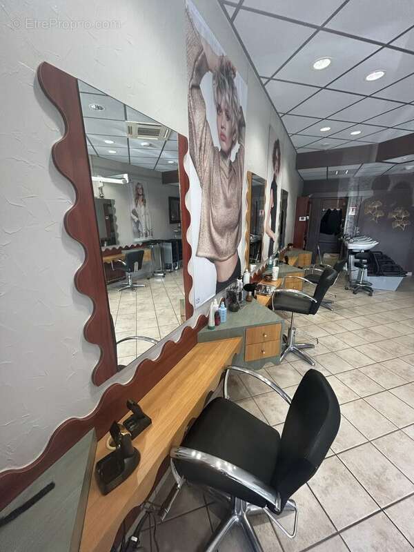 Commerce à LA RAVOIRE