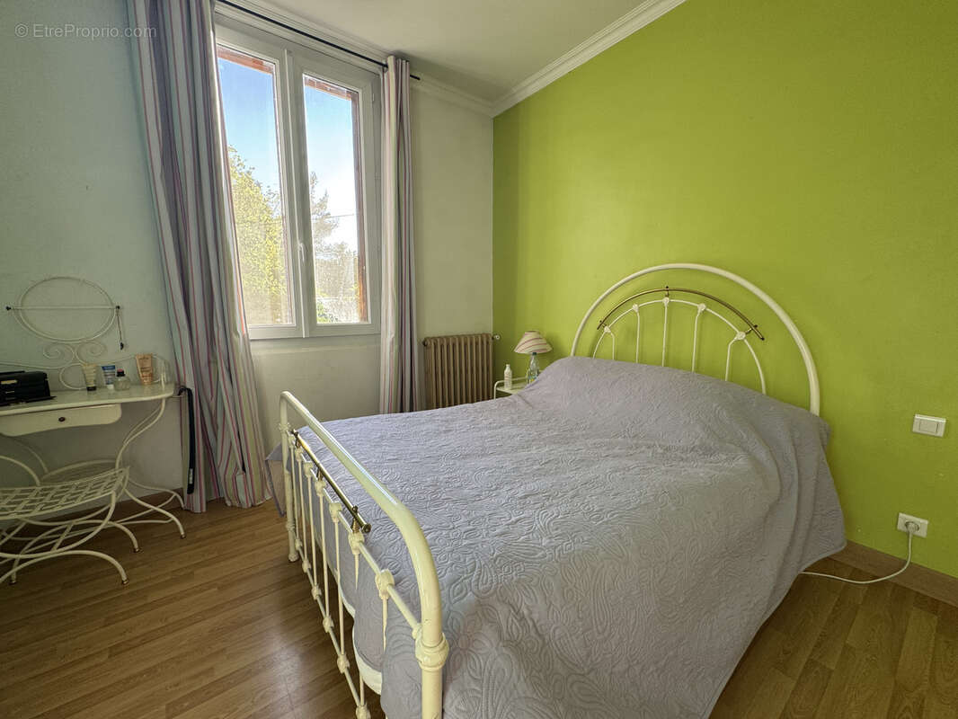 Maison à SAINTE-ANASTASIE