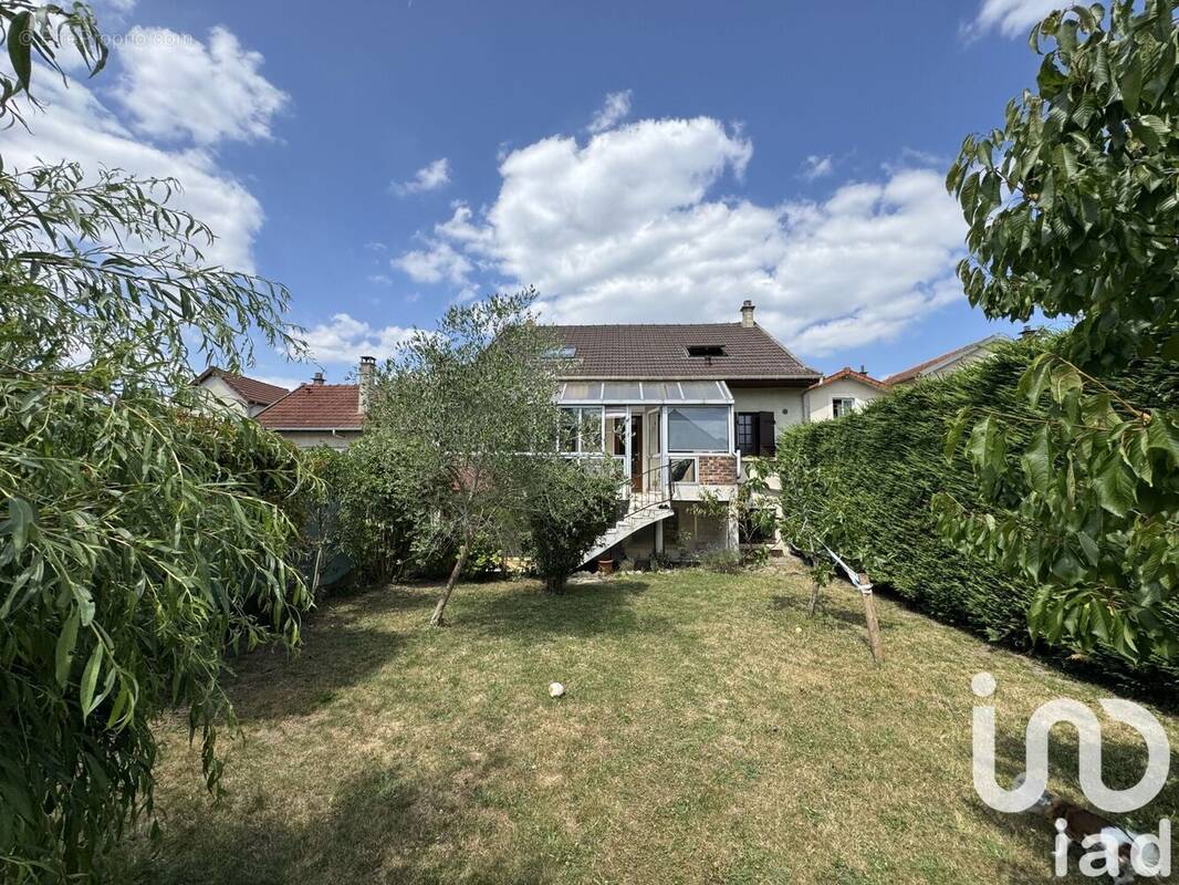 Photo 1 - Maison à MONTFERMEIL