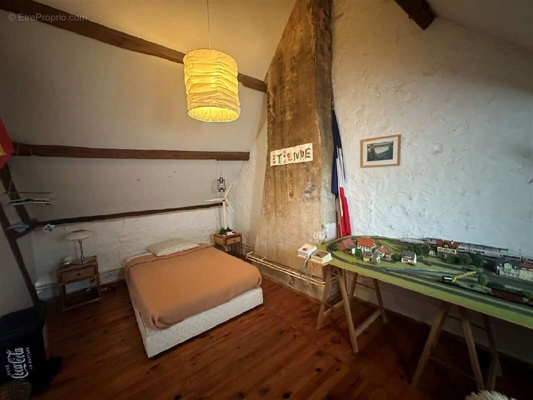 Maison à SAINT-ANGE-ET-TORCAY