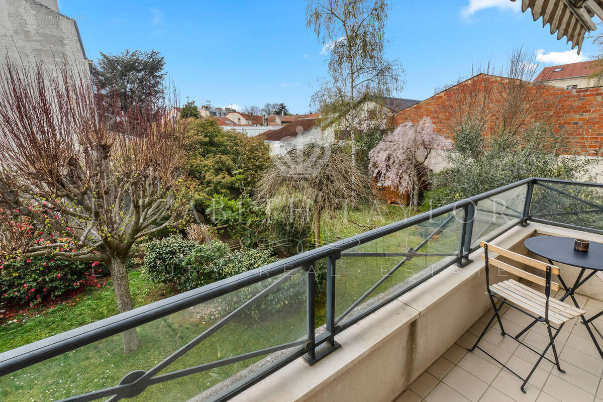 Appartement à LE VESINET