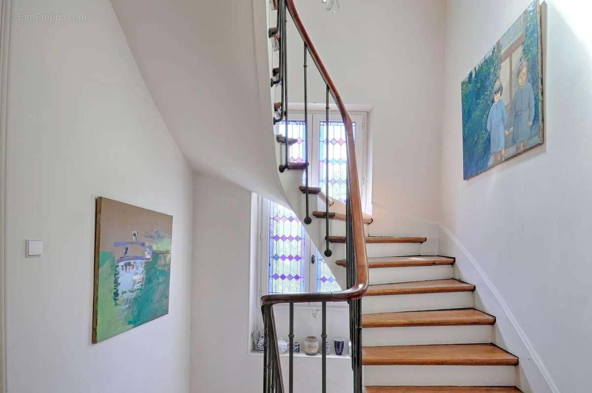 Maison à SAINT-MAUR-DES-FOSSES