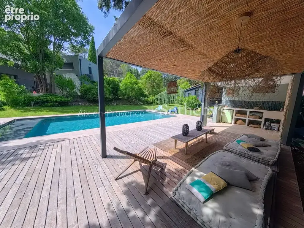 Élégante propriété familiale de 6 suites avec maison d’amis, piscine et dépendances – proche écoles - photo 9