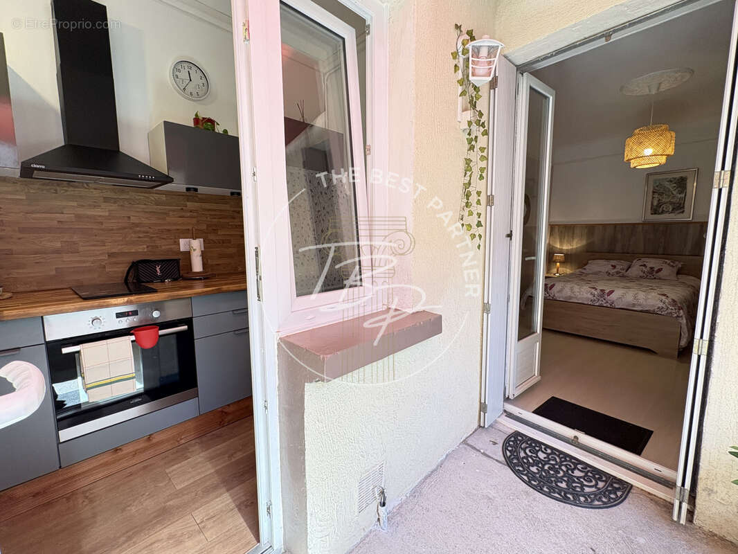 Appartement à LAMALOU-LES-BAINS