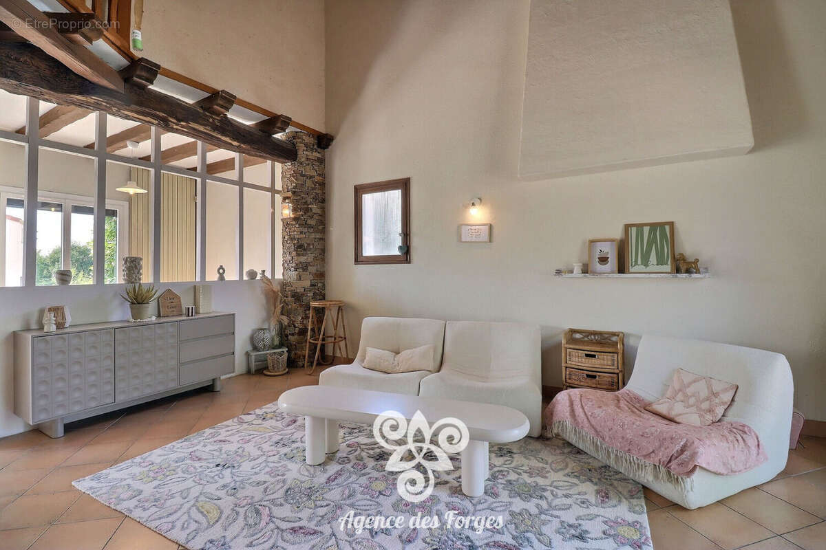 Maison - 167m² - 3 chambres + bureau - Le Landreau - photo 4