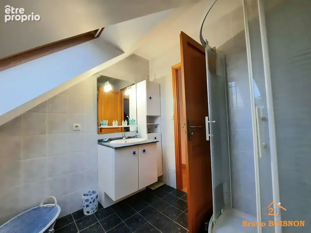 Maison 6 pièces 164  m2 sur Notre Dame d'Oé - photo 14
