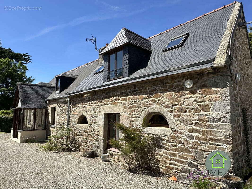 Maison à PLESTIN-LES-GREVES