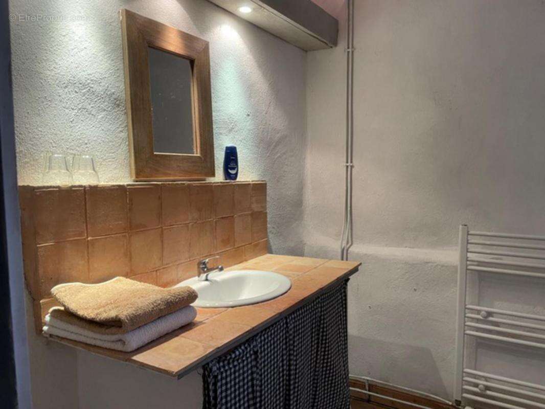 Maison à SAINT-SERNIN-SUR-RANCE