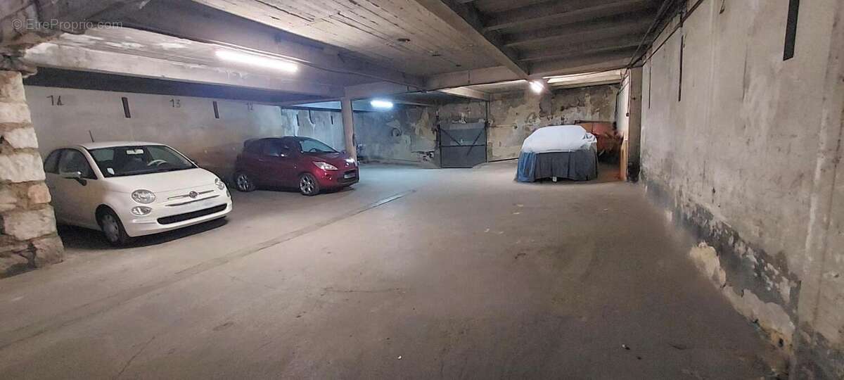 Parking à NICE