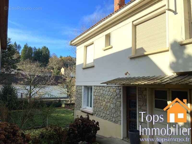 Maison à VILLEFRANCHE-DE-ROUERGUE