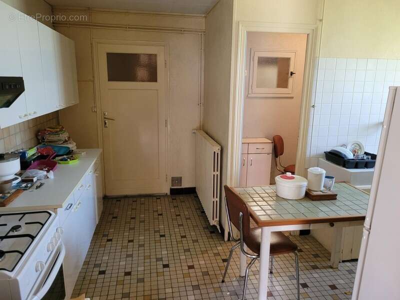 VALIGNY ( 03 ) Maison de village Beau jardin  Garage  Annexes - photo 6