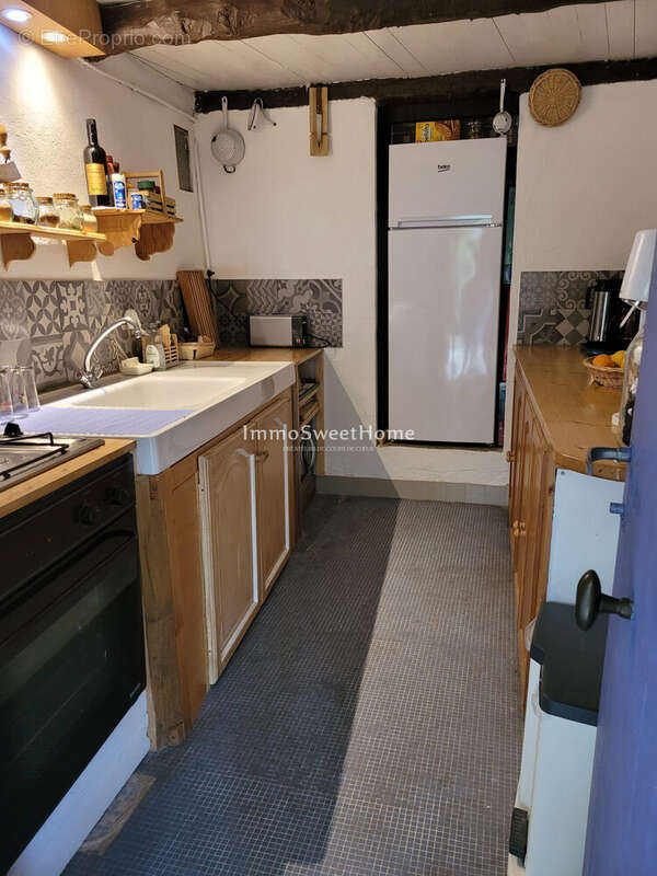 Maison à LA ROCHETTE-DU-BUIS