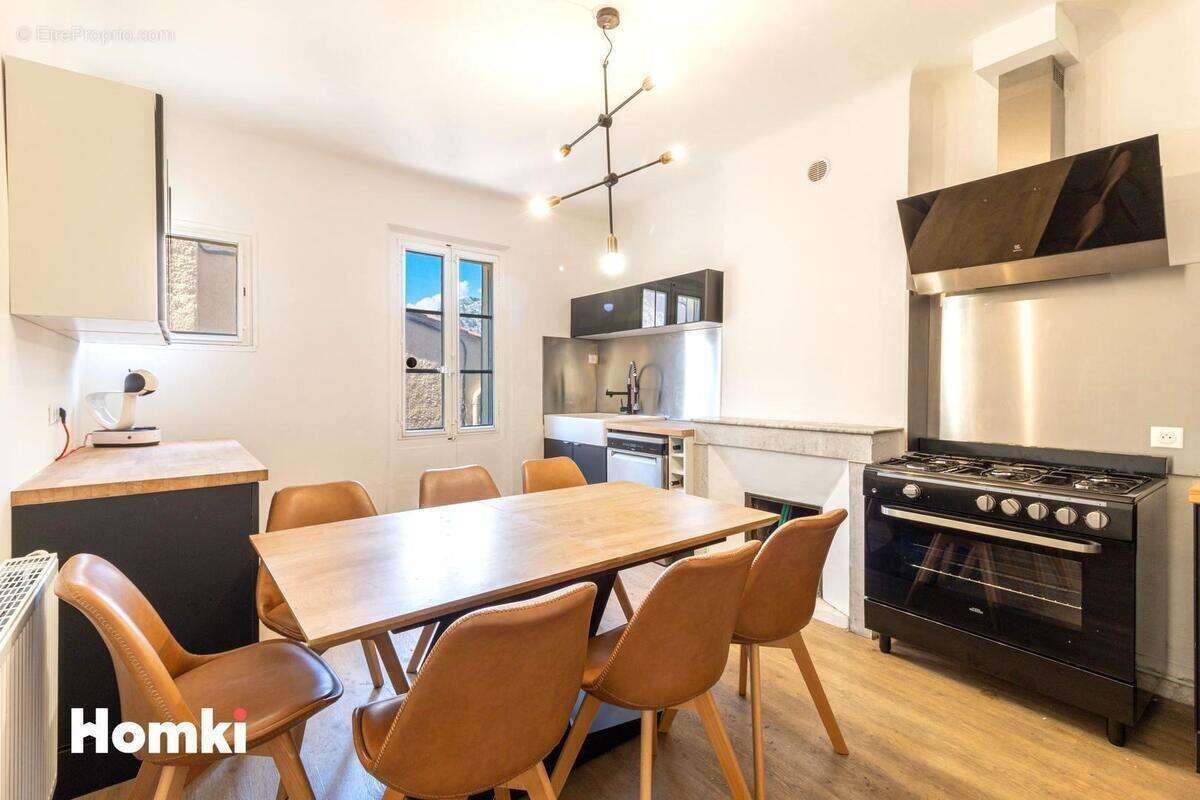 Appartement à OLLIOULES