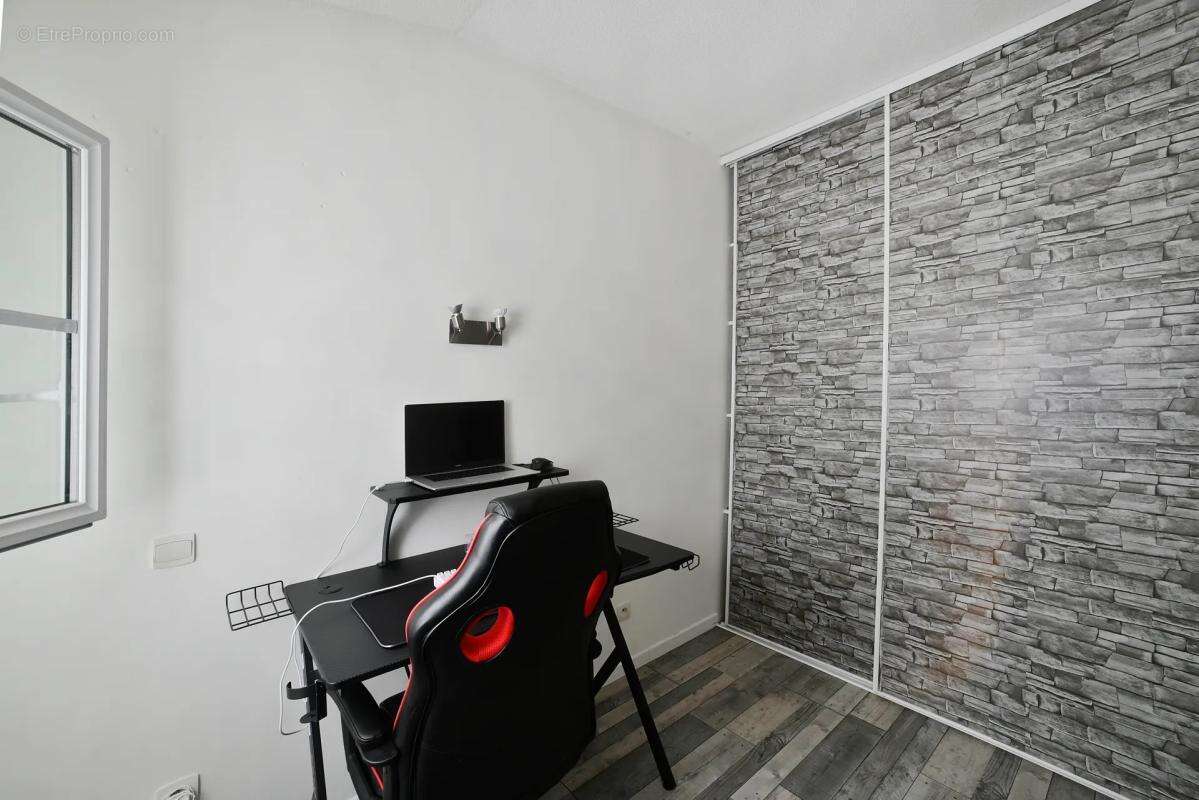 Maison à GALLARGUES-LE-MONTUEUX