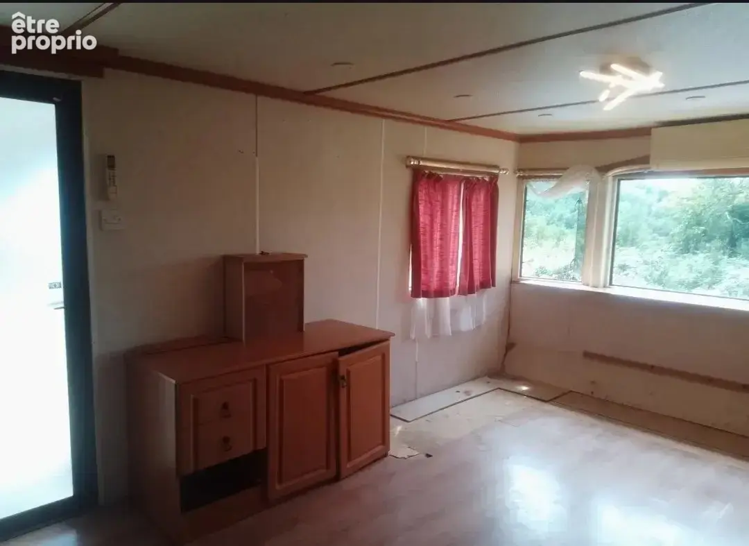 Maison de deux chambres à terminer avec un grand terrain - photo 4