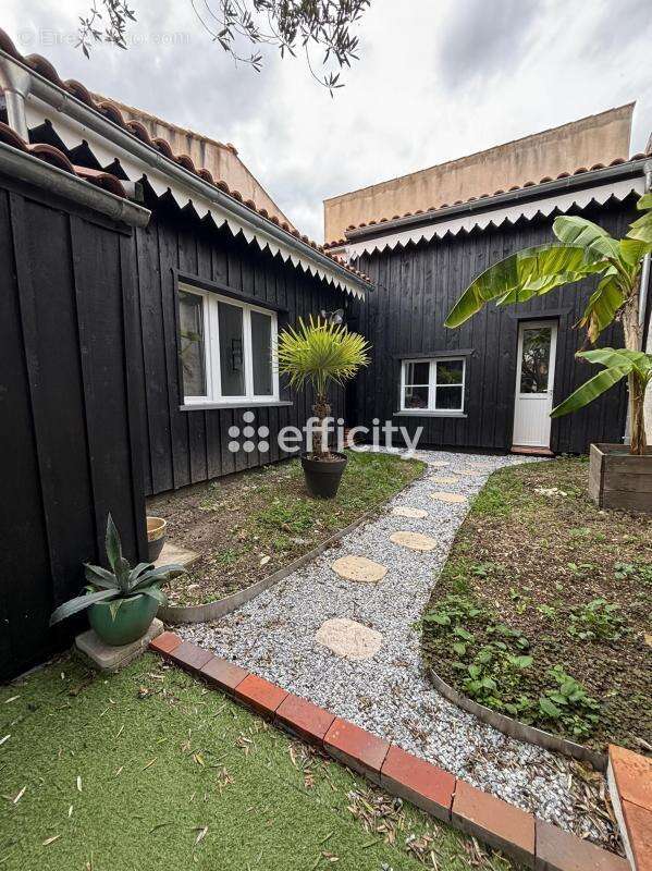 Maison à NIEUL-SUR-MER