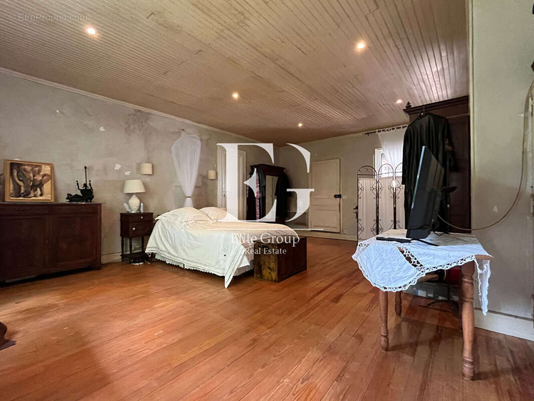 Maison à BOURG-CHARENTE