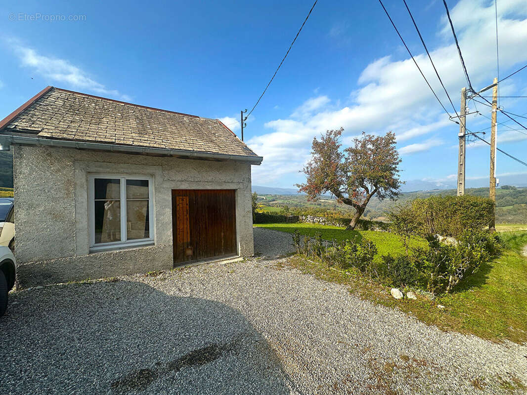 Maison à CORBONOD