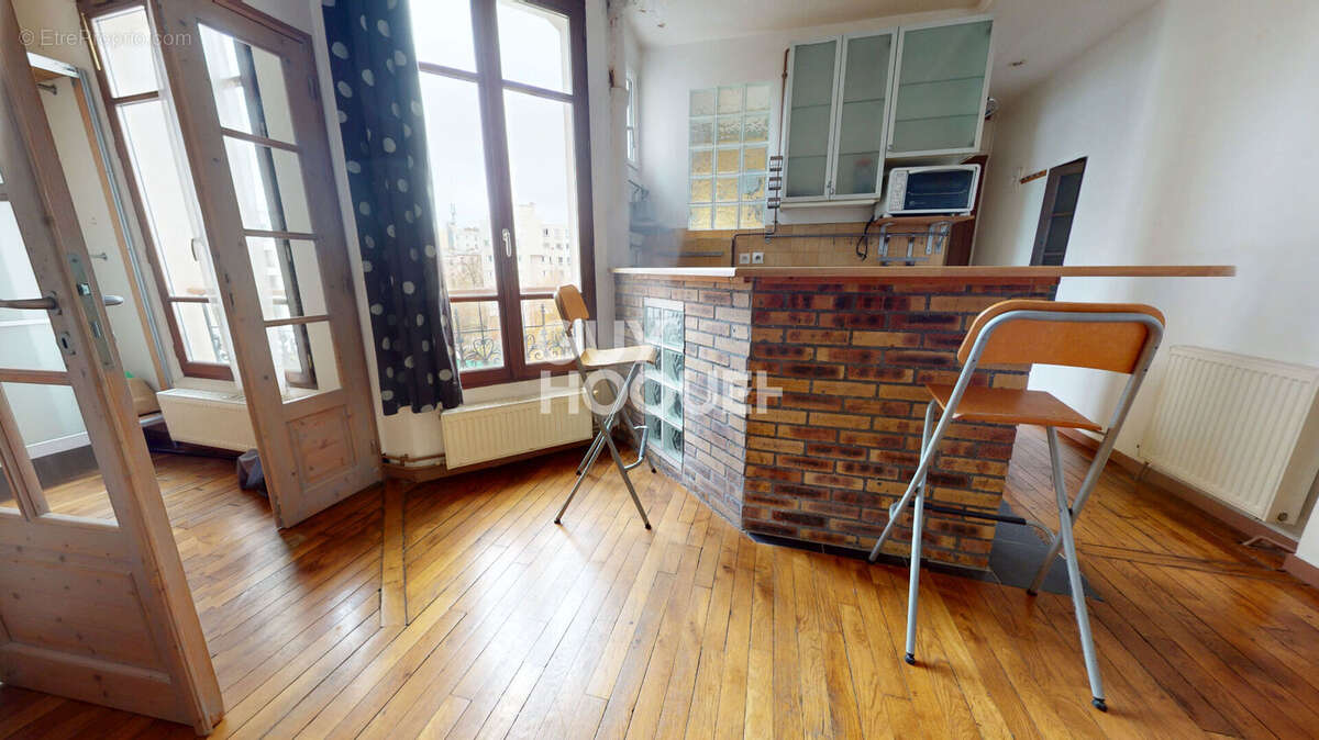 Appartement à PARIS-20E