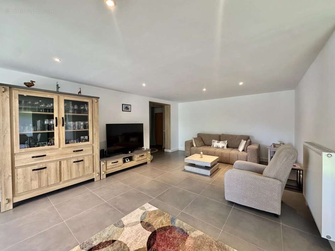 Appartement à DANNEMARIE