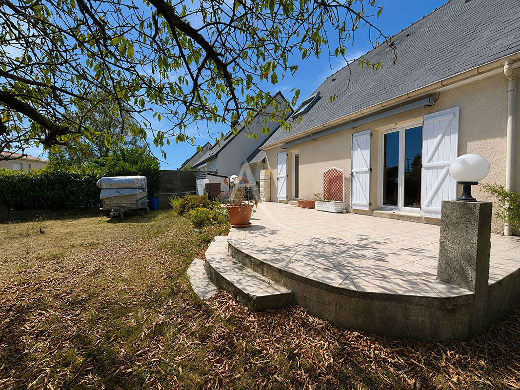 Maison Coueron 5 pièces + garage au calme - photo 8