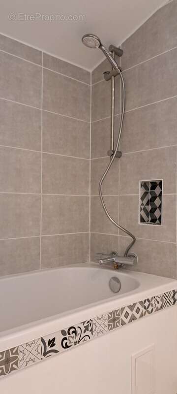 Maison à SAINT-LEONARD-DES-BOIS