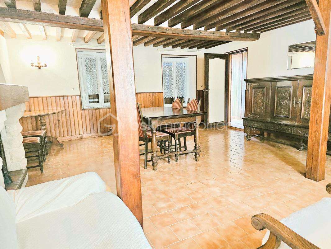 Maison à CAMBES-EN-PLAINE