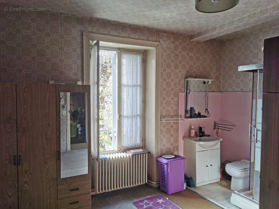 Ancienne auberge  fort potentiel - photo 12