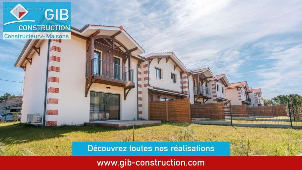 Terrain à VACQUIERS