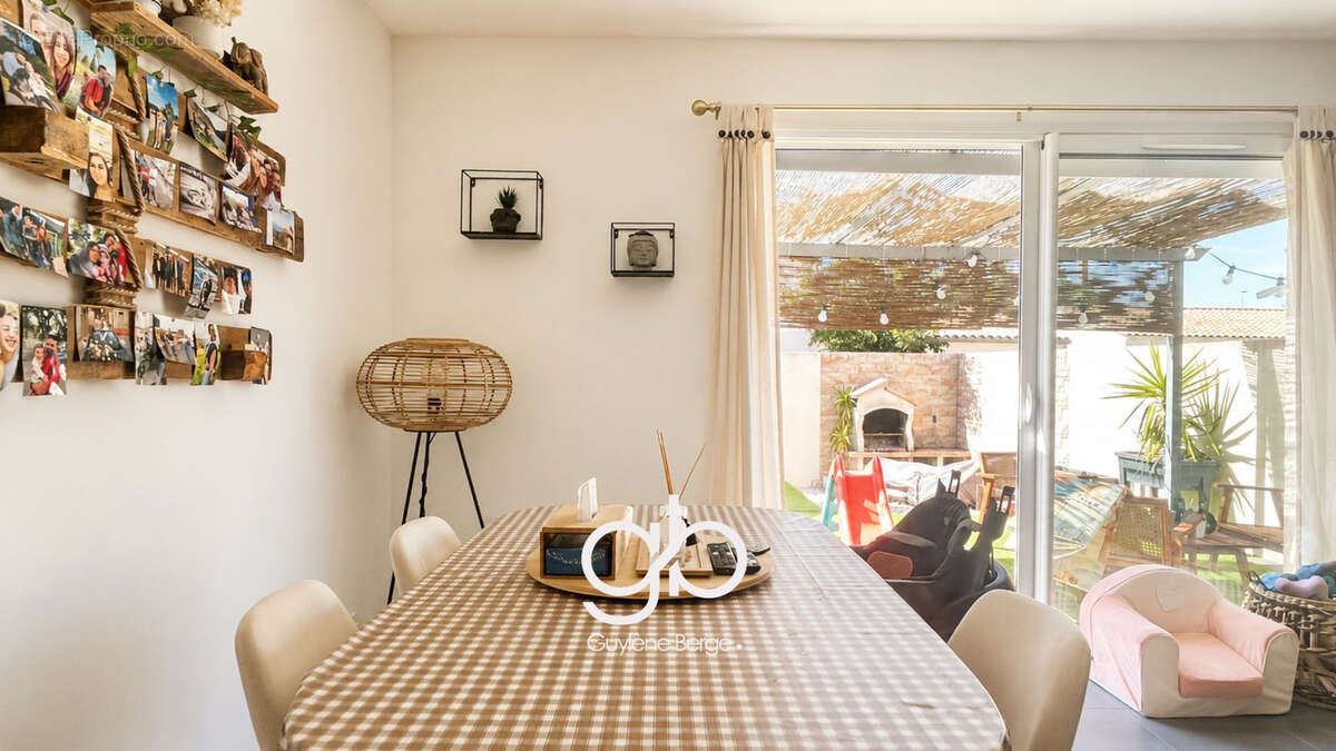 Paulhan : Maison contemporaine avec jardin, terrasse et garage - photo 5