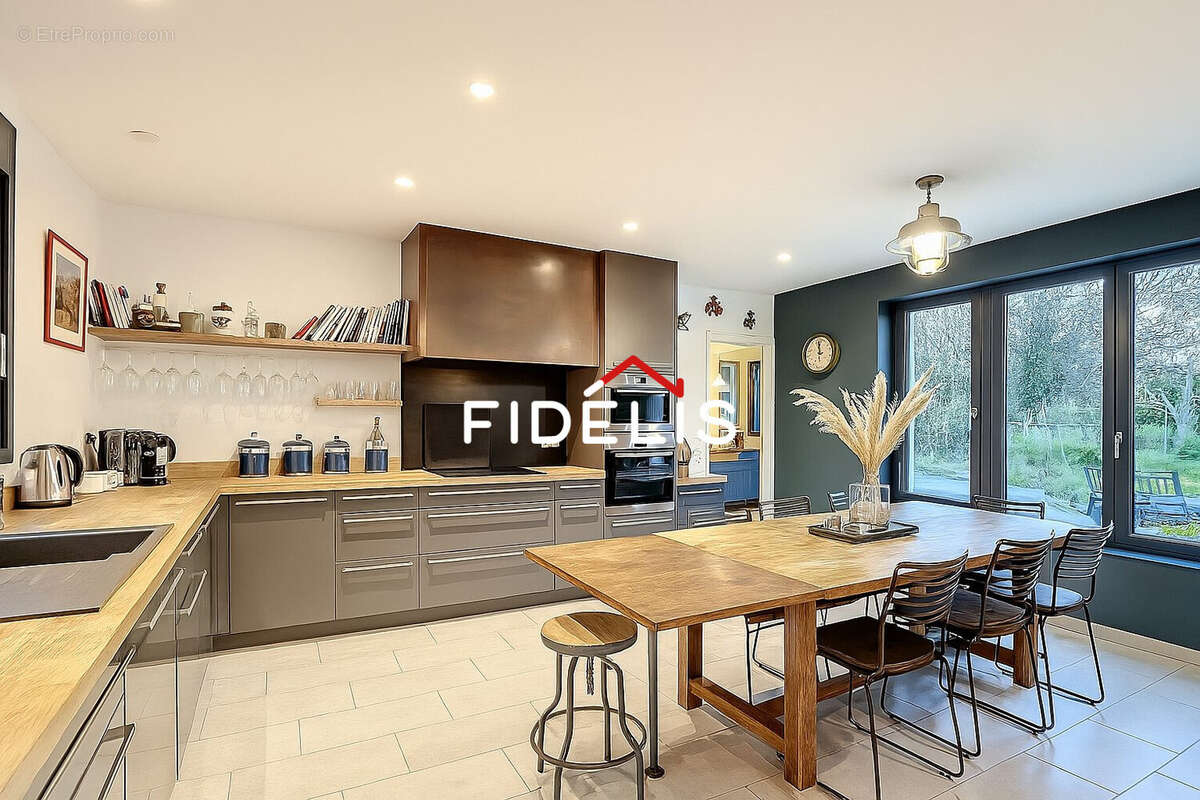 Maison à SAINT-BRIAC-SUR-MER