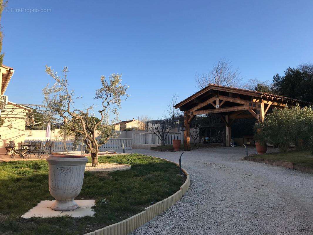 Maison à CAIRANNE