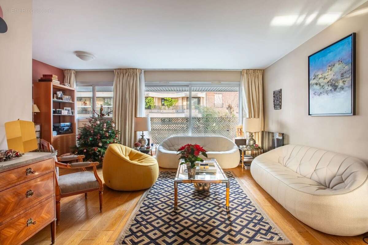 Appartement à BOULOGNE-BILLANCOURT