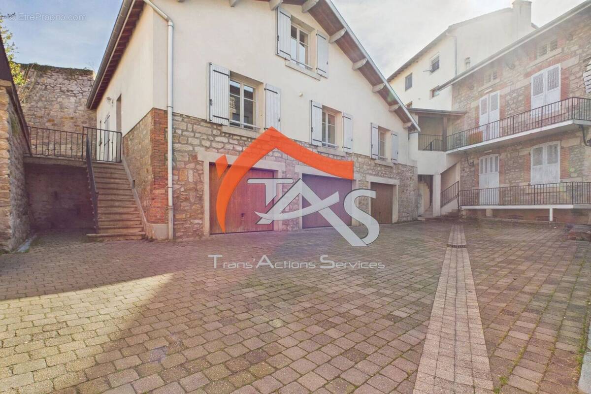 Maison à SAINT-CHAMOND