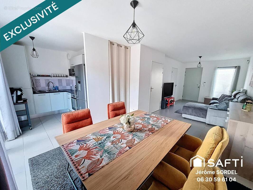 Photo 1 - Maison à LE HAILLAN