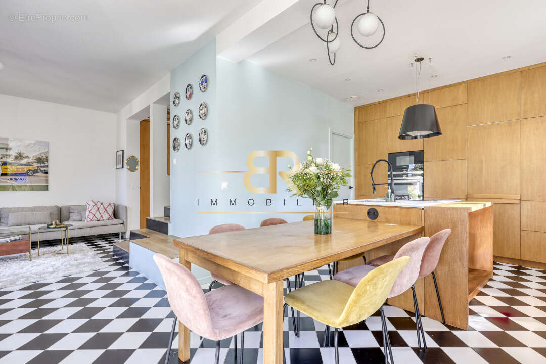 Maison à SAINT-MAUR-DES-FOSSES